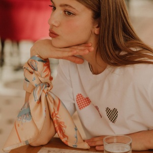 Eșarfă Romantic peachy beige floral - Img 3