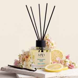 Parfum de cameră MAD Good Night Kiss - 120 ml