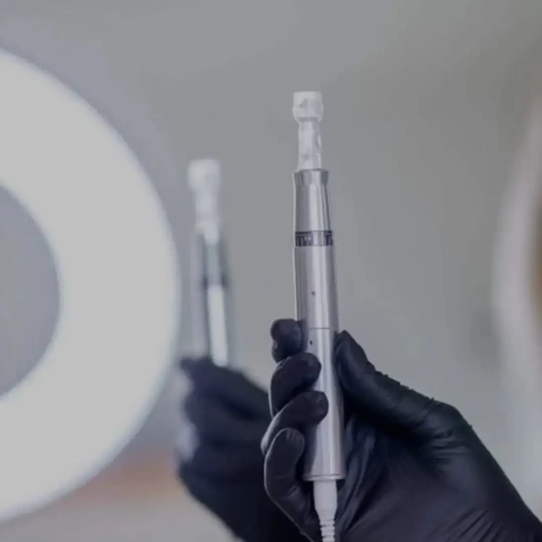 Piesa de mana si cartusul steril EXCEED pentru microneedling