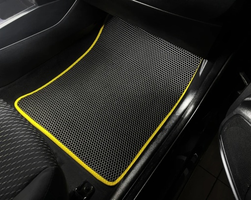 Geely GC5 (2010-...) Hatchback