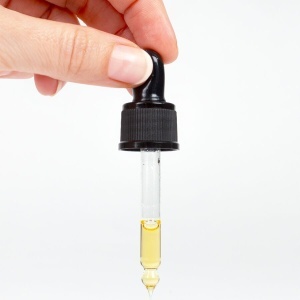Ser Hidratant Intim cu Picături SecretPlay Fem Drops 15 ml – Uleiuri Naturale 100%, Aloe Vera și Jojoba - Img 2