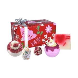 Set cadou Xoxo, 5 produse, Bomb Cosmetics