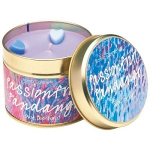 Lumanare parfumata Passionfruit Fandango, Bomb Cosmetics