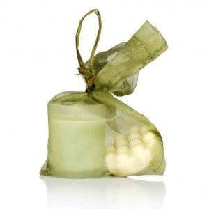Set cadou candela parfumata si sapun exfoliant, Seaderm