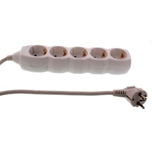 Well – Prelungitor 5 prize, 3m, cablu 3×1.5 mm²