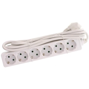 Well – Prelungitor 6 prize, 3m, cablu 3×1.5 mm²