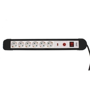 Well – Prelungitor 6 prize, 5m, cu protecție, cablu 3×1.5 mm²