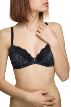 Sutien cu dantela si armatura