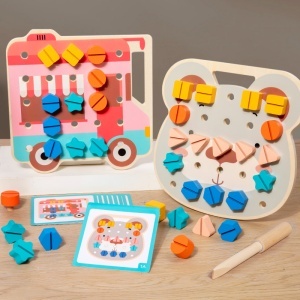 Jucarie din Lemn Interactiva, Placa cu Suruburi, Puzzle pentru Copii, Activitati de Invatare Prescolara, Dezvoltarea Abilitatilor Logice si Motrice, Multicolor - Img 1