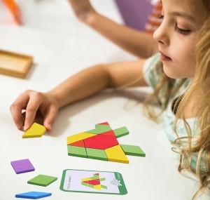 Puzzle Creativ din Lemn Montessori, Set de 150 de Piese cu Forme Geometrice si Cartonase, Jucarie Educativa pentru Copii 3+ - Img 4