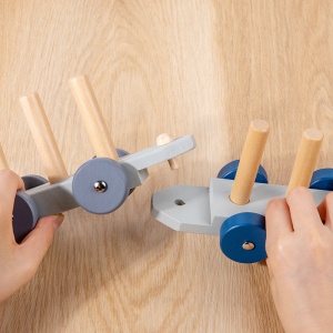 Tren din Lemn Montessori, Joc de Stivuire si Sortare cu Blocuri 3D si Forme, Educativ pentru Copii de 1-4 Ani - Img 4