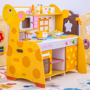 Bucatarie din Lemn Montessori Girafa, Galbena, Set Complet pentru Gatit, Chiuveta, Cuptor, Microunde, Ustensile si Accesorii de Bucatarie, 66x62x44, 6 cm, 3+ Ani - Img 3