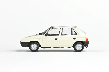 Škoda Favorit 136L (1988) 1:43 - Sněhobílá - Img 4