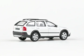 Škoda Octavia II Combi Scout (2007) 1:43 - Alb Candy - Img 2