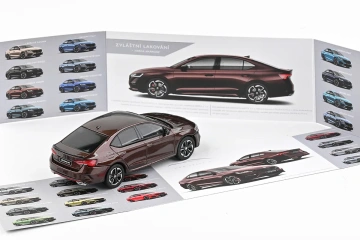 Škoda Octavia IV RS (2020) 1:43 - Maro Marrone Metalíza - Img 4