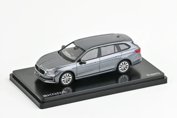 Škoda Superb IV Combi (2023) 1:43 - Gri Graphite Metalíza - Img 3