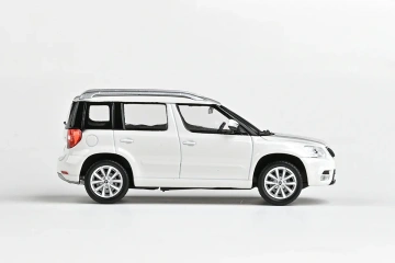 Škoda Yeti FL (2013) 1:43 - Alb Candy - Img 3