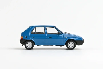 Škoda Favorit 136L (1988) 1:43 - Albastru Škoda - Img 3