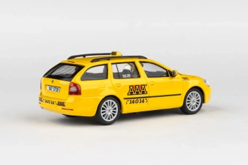 Škoda Octavia II FL Combi (2008) 1:43 - AAA Taxi - Img 2