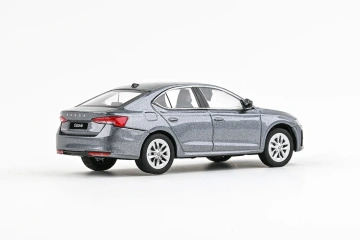 Škoda Octavia IV FL (2024) 1:43 - Gri Graphite Metalíza - Img 2