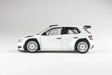 Škoda Fabia III R5 (2015) 1:18 - Alb - Img 3