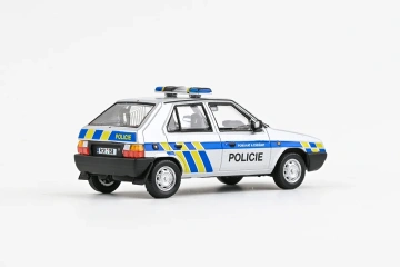Škoda Favorit 136L (1988) 1:43 - Policie - Img 2