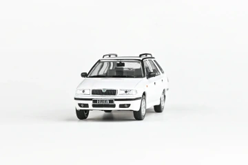 Škoda Felicia FL Combi (1998) 1:43 - Alb Candy - Img 3