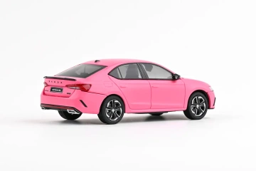 Škoda Octavia IV RS (2020) 1:43 - Růžová - Img 2