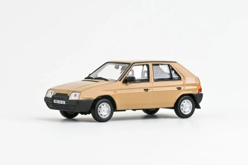 Škoda Favorit 136L (1988) 1:43 - Maro Beduínská