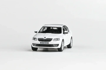 Škoda Octavia III (2012) 1:43 - Alb Candy - Img 2