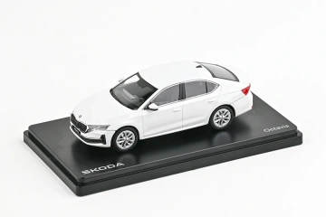 Škoda Octavia IV FL (2024) 1:43 - Alb Candy - Img 3