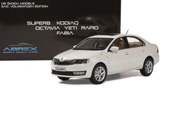 Škoda Rapid (2012) 1:18 - Alb