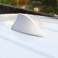 Antena auto activa AM - FM tip "SHARK TAIL" culoare ALB - Img 1