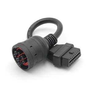Adaptor diagnostic J1939 compact, ideal pentru autovehicule grele