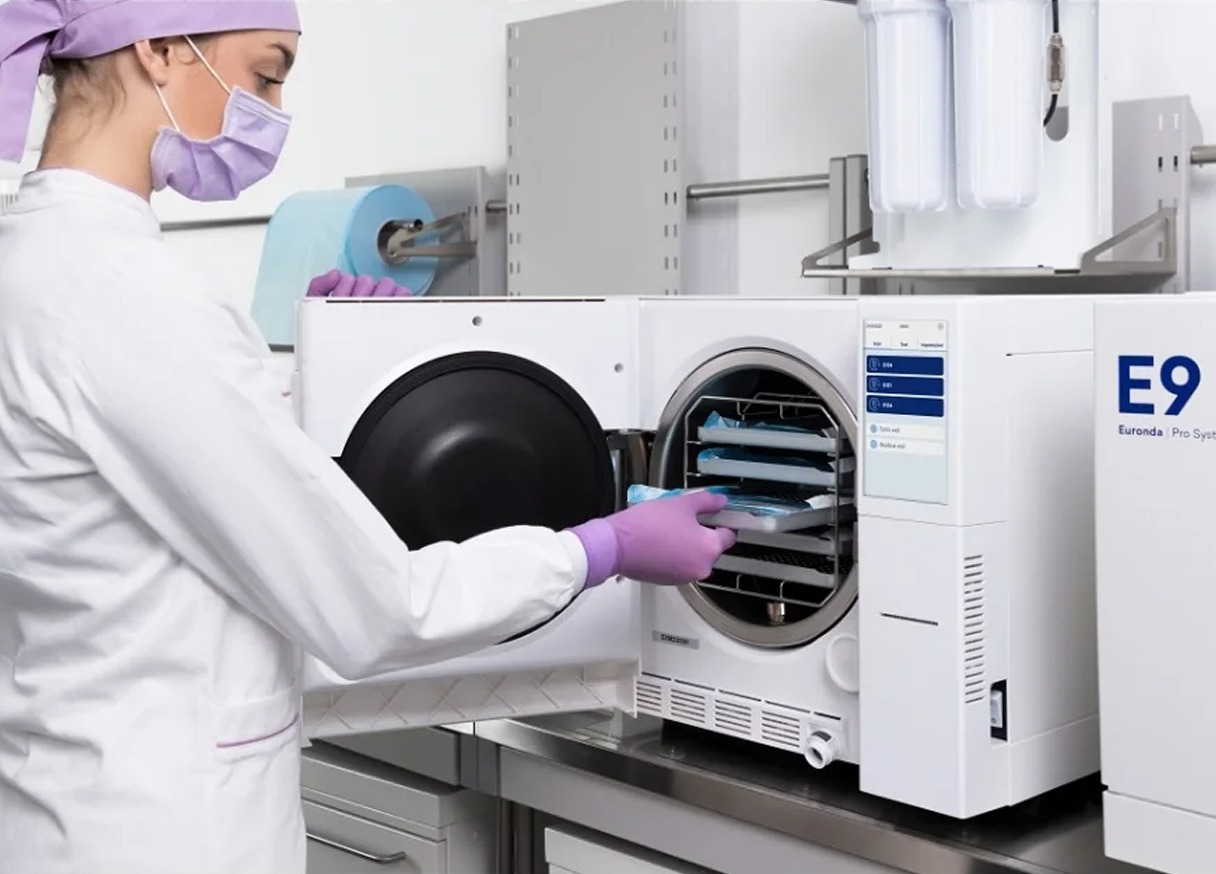 Demistificarea sterilizării în stomatologie: Ghidul Euronda Pro System pentru un protocol fără erori
