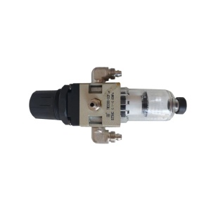 Regulator aer cu pahar decantor si filtru cod B604 Suntem