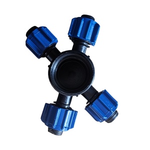 Conector 4 Cai pentru Banda de Picurare 16mm - Solutie Eficienta de Irigare