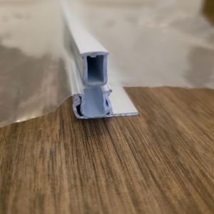 Profil Dublu din Aluminiu pentru Sina cu Sistem de Prindere Folie