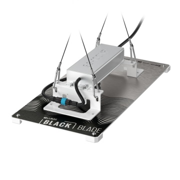 LUMii BLACK Blade LED 100W, PPF 260 µmol/s - lampă horticolă led pentru creștere