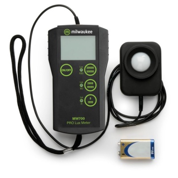 Luxmetru portabil Milwaukee MW700 PRO