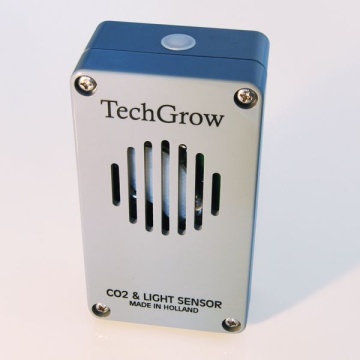 Senzor CO2 S-2 (2000ppm) - senzor TechGrow pentru monitorizarea CO2 cu senzor de lumină integrat