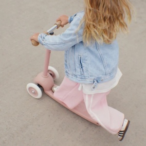 Banwood Eco Trotinet za decu - Dusty Rose - Img 2