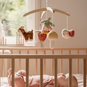 Muzička vrteška za krevetac Fairy Garden - Umirujuće melodije za bebe - Img 4