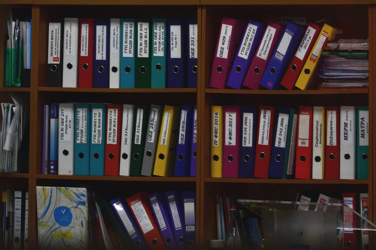 Arhivarea documentelor – metode eficiente si articole necesare pentru organizarea actelor intr-o firma