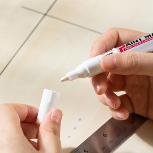 Marker cu vopsea, varf 2.0 mm, alb, DELI U500 - Img 2