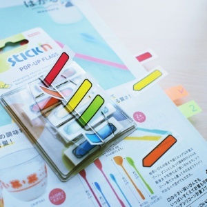 Index autoadeziv sageata 45x12 mm, 5 culori x 30 file/set, cu dispencer, STICK'N - Img 3