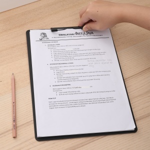 Clipboard simplu plastic, A4, negru, DELI Foam - Img 3