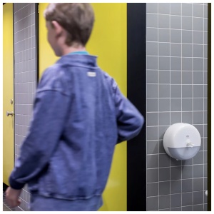 Dispenser hartie igienica cu derulare centrala TORK SmartOne T8 - Img 5