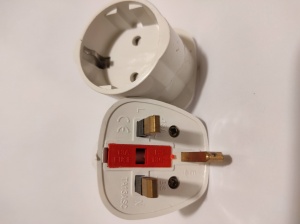 Adaptor Priza UK, 13 A, 230 V, Alb Rulote Anglia UK - Img 3