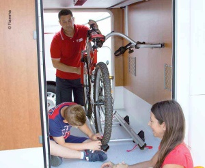 Carry Bike Garage Standard pentru 2 biciclete, maxim 3 biciclete, capacitate de incarcare maxim 50 kg - Img 3